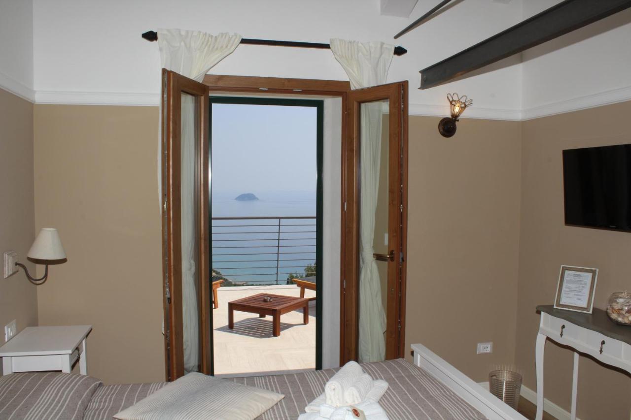 Il Nido Rifatto Bed & Breakfast Laigueglia Exterior photo