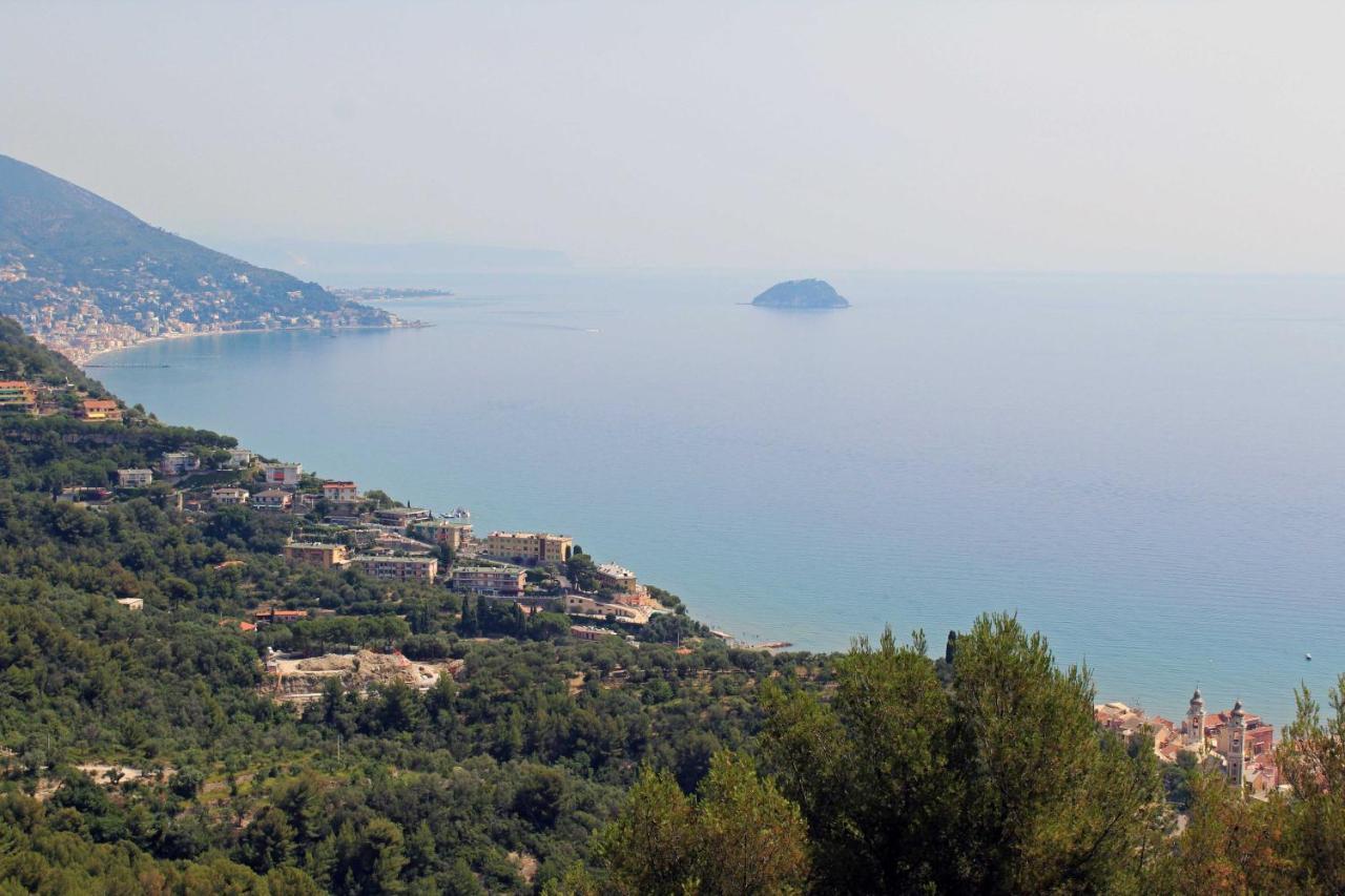 Il Nido Rifatto Bed & Breakfast Laigueglia Exterior photo